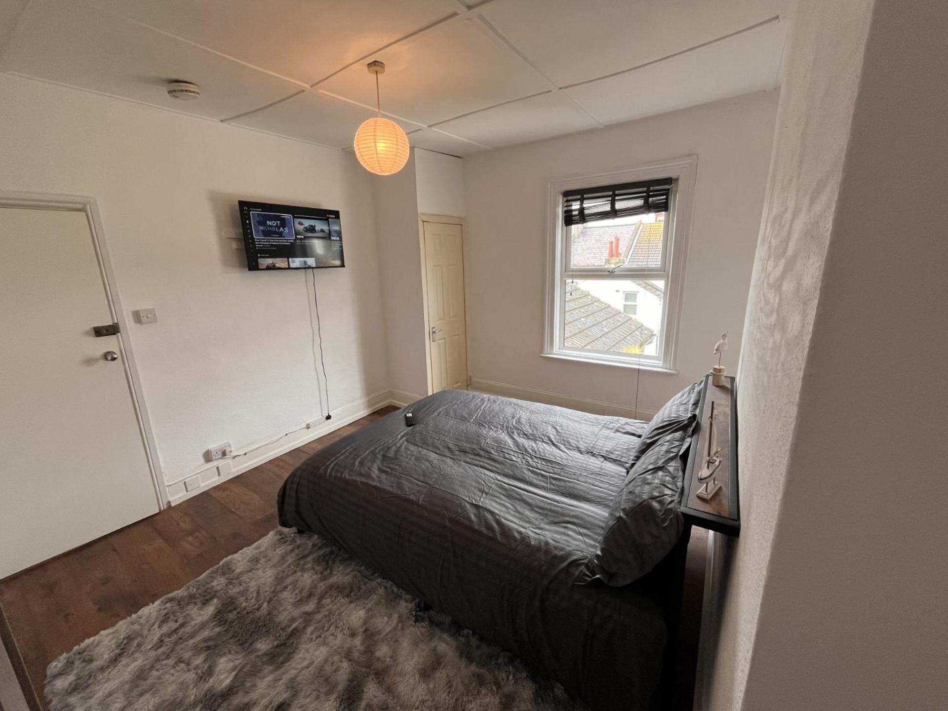 Apartment Second Floor 3 Bedroom Flat In The Town Centre Eastbourne