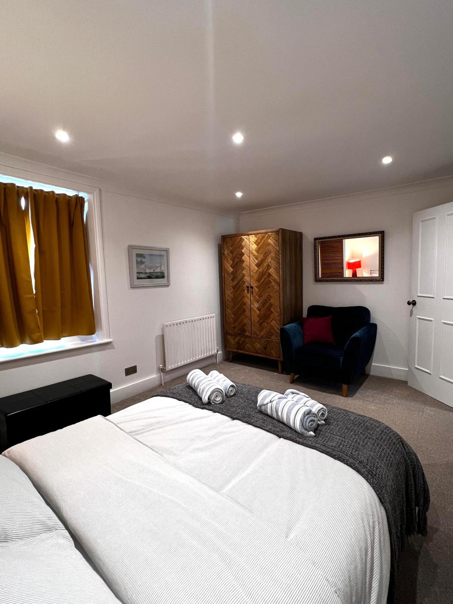 Sunny Floor Hideaway Apartment Eastbourne