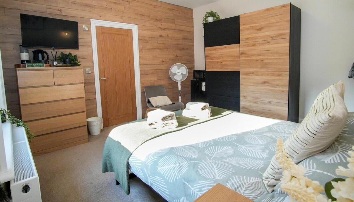 Nest With Private Bathroom Eastbourne