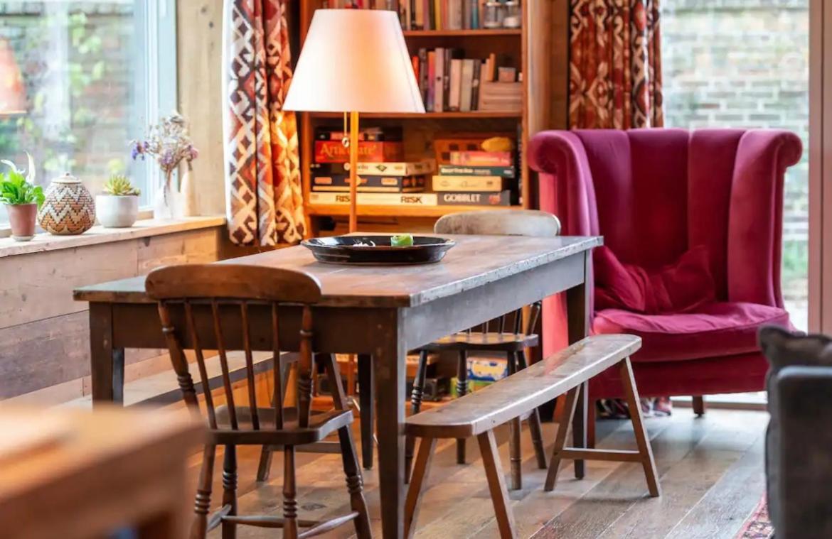 Rustic Apartment Eastbourne