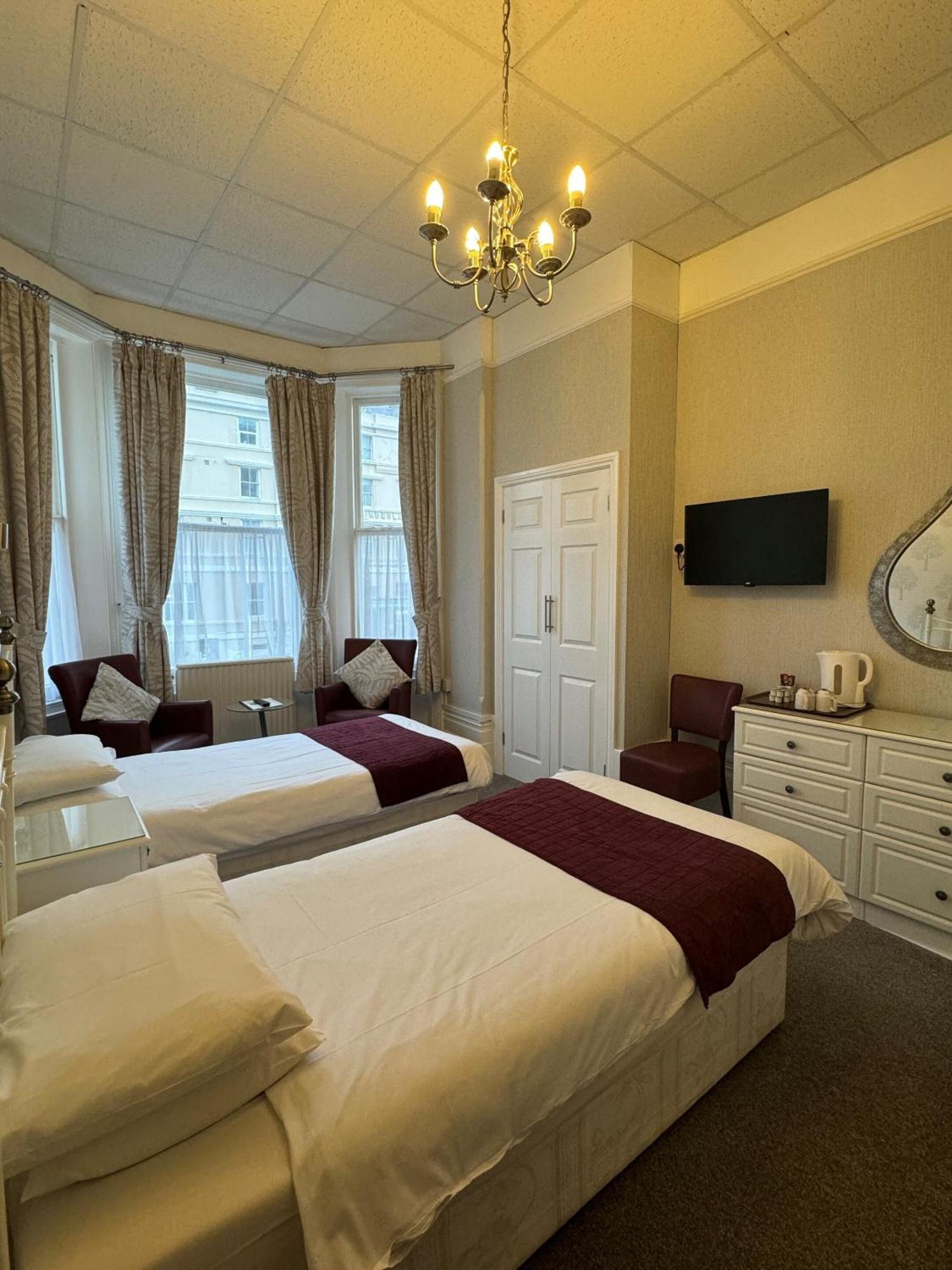 Hotel Haddon Hall 2*