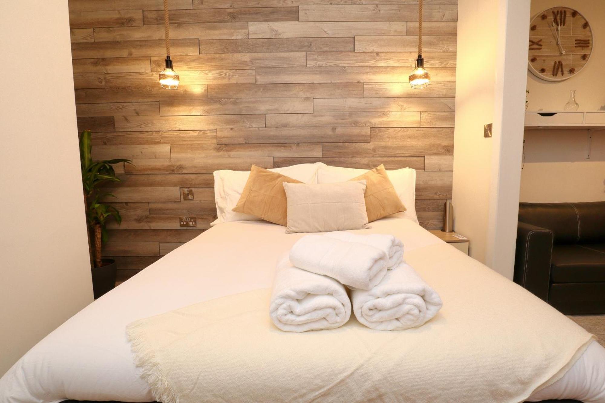 Apartemen Treetop View Cosy Getaway In Eastbourne, Free Parking, Short And Long Stays,