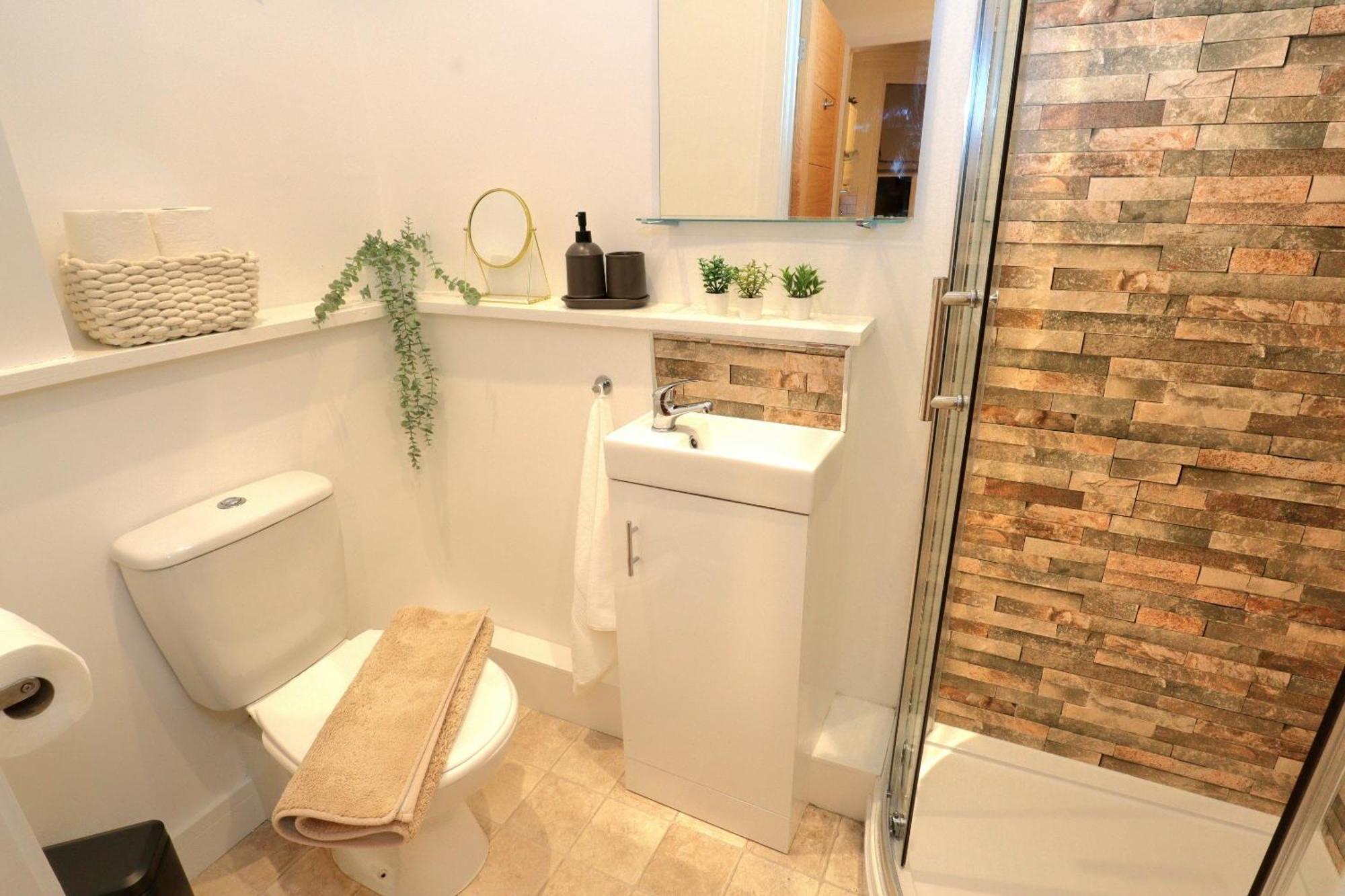 Apartemen Treetop View Cosy Getaway In Eastbourne, Free Parking, Short And Long Stays, Eastbourne