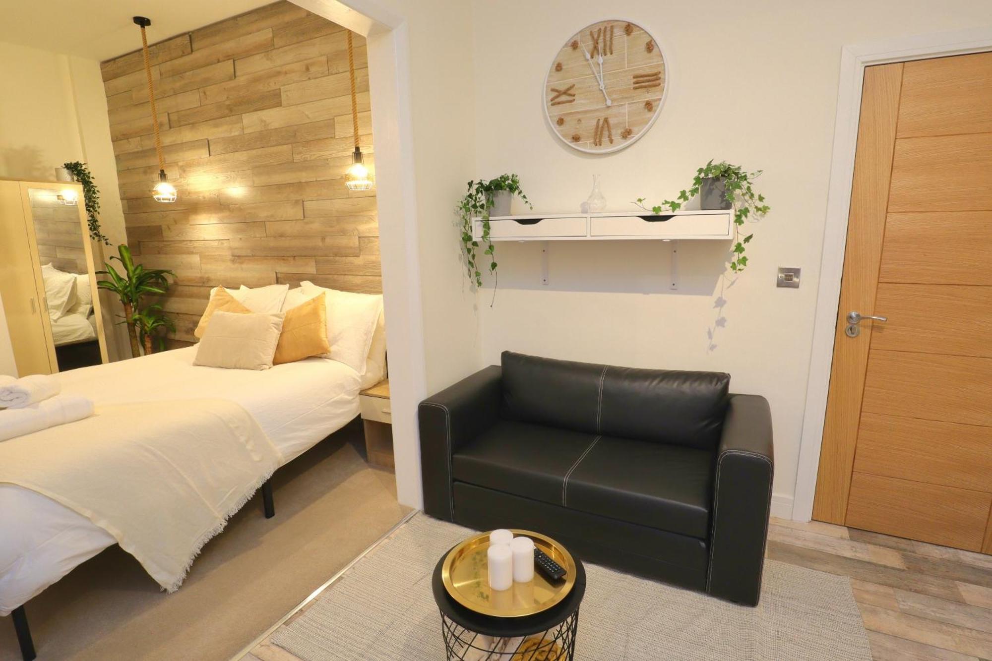 Apartemen Treetop View Cosy Getaway In Eastbourne, Free Parking, Short And Long Stays, *