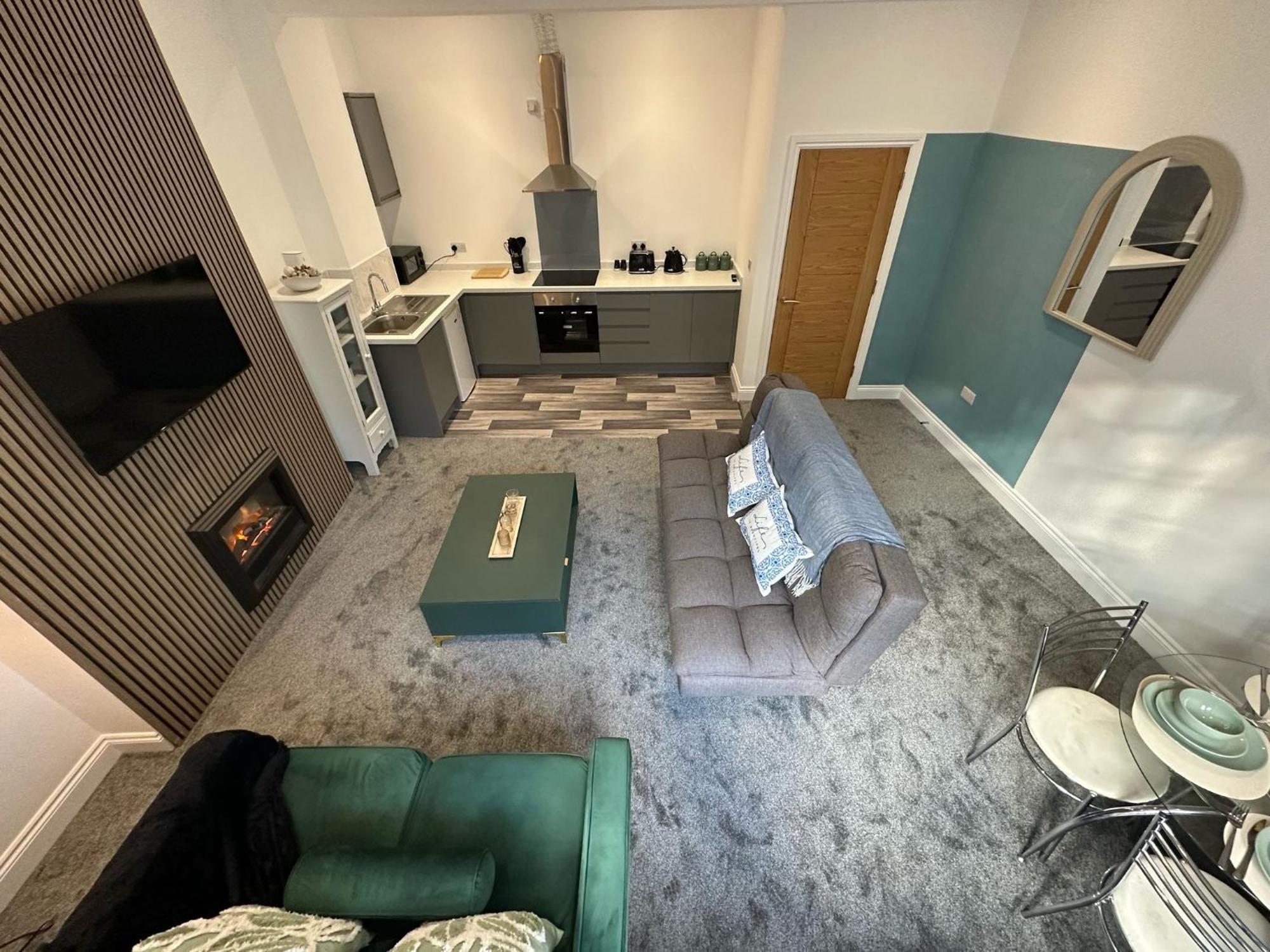 Apartment Coastal - - 2 Beds - Contractors *