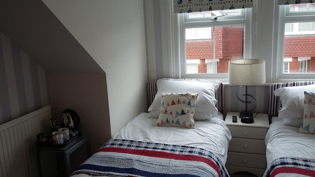 Guest house Cambridge House 4*