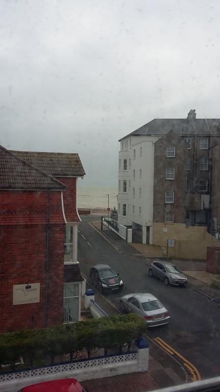 Cambridge House Guest house Eastbourne