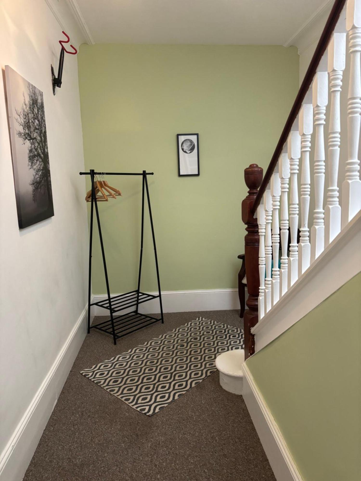 Silverdale Holiday Apartments *