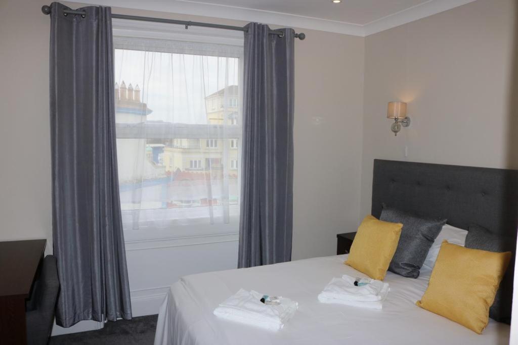 Oban Hotel 3*