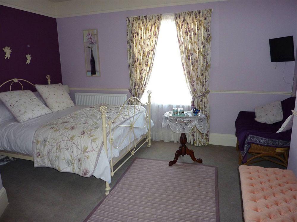 Coast Bed & Breakfast 4*