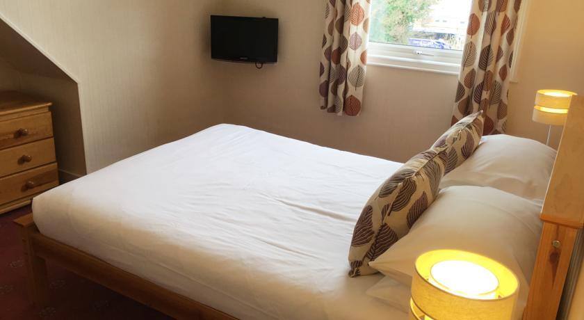 Guest house Ivydene 4*