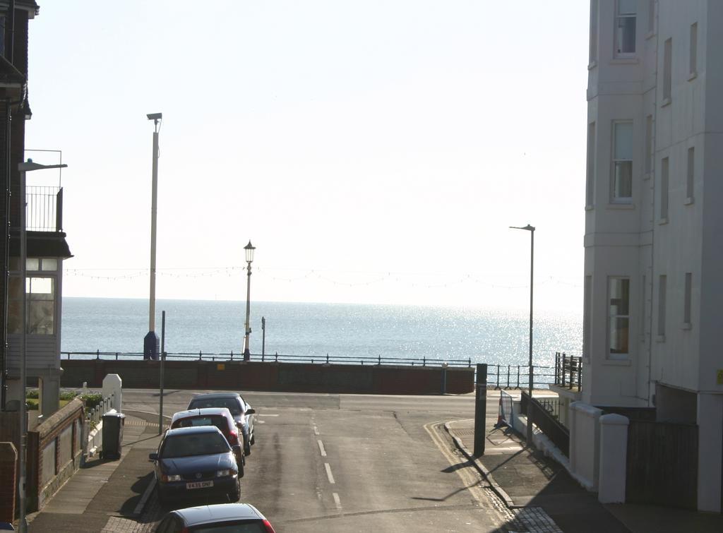 Guest house Cambridge House 4*