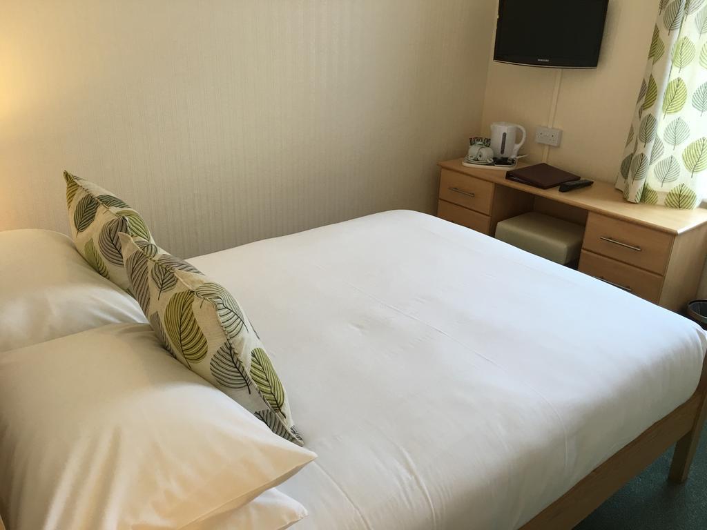 Ivydene 4*