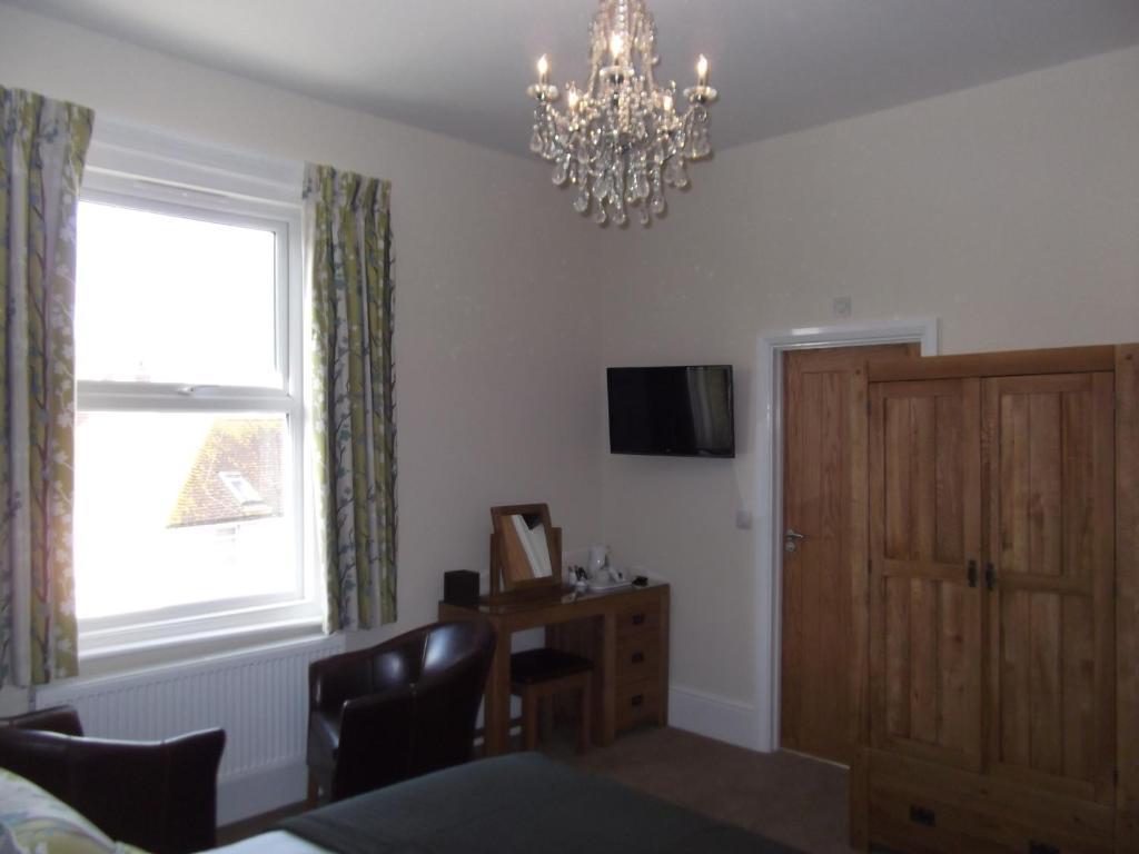 Pebble Beach Bed & Breakfast Eastbourne