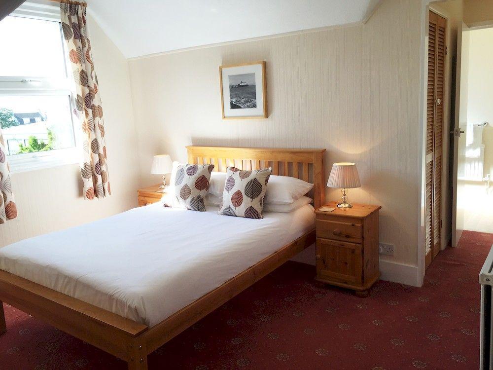 Ivydene Guest house