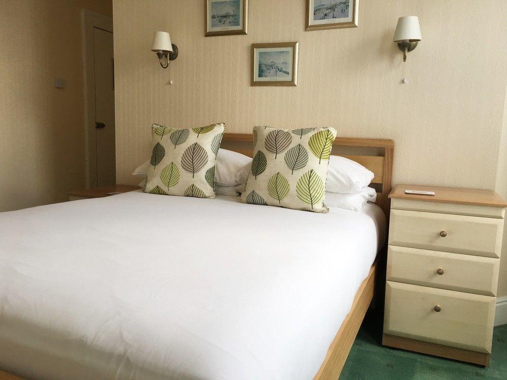Ivydene Guest house 4*