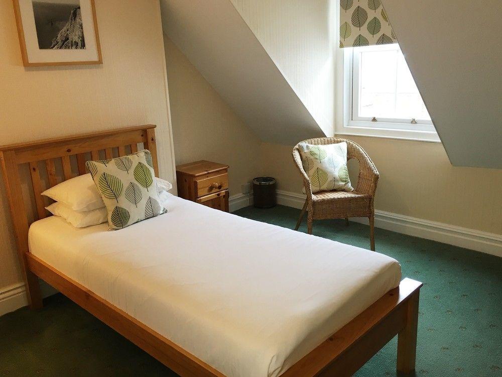 Ivydene 4*