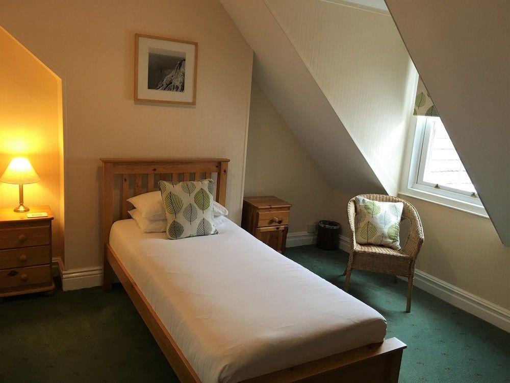 Ivydene Guest house
