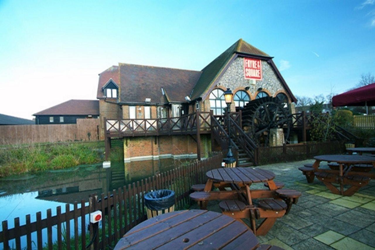 Hotel Premier 3*