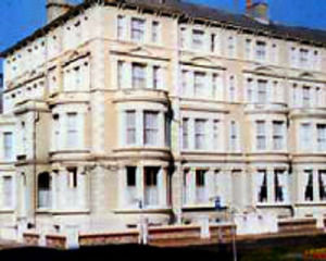 Lathom 2*