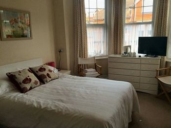 Cambridge House Guest house