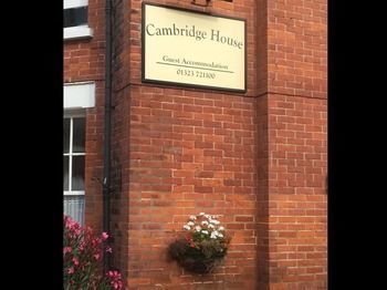 Guest house Cambridge House