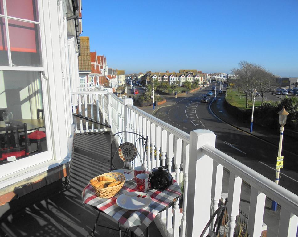 Apartemen Seabreeze Eastbourne