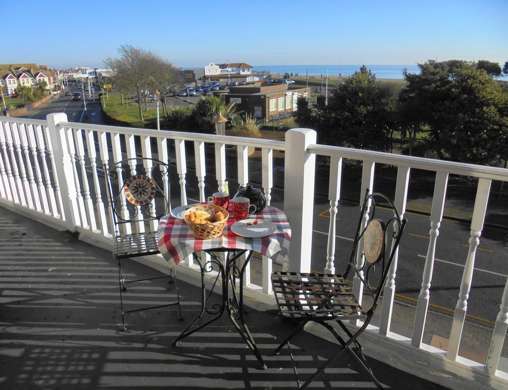 Seabreeze * Eastbourne