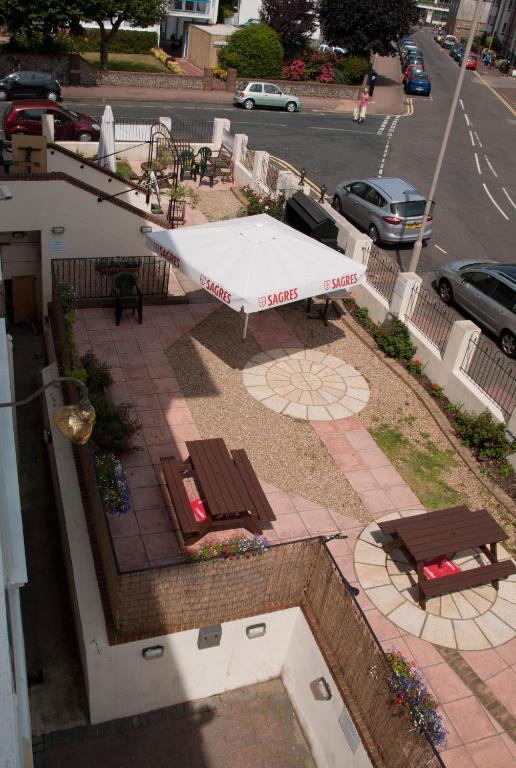 Vernon Hotel 4*