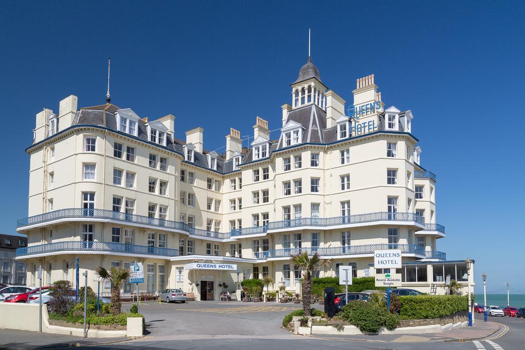 Hotel Queens 3*