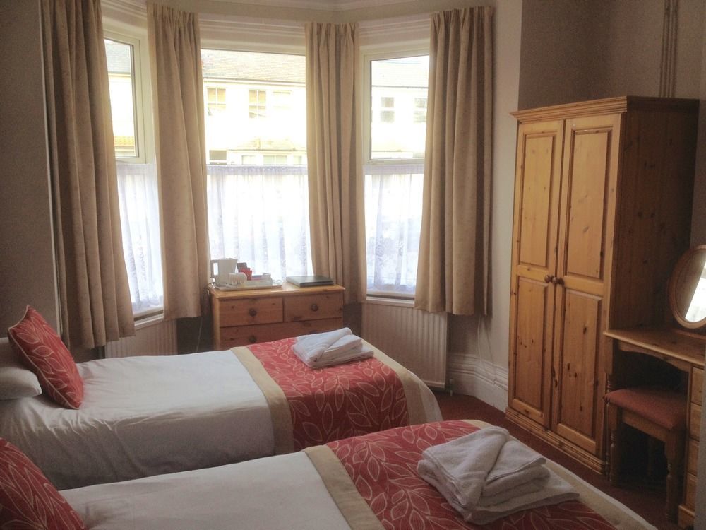 Bay Guest house 4*