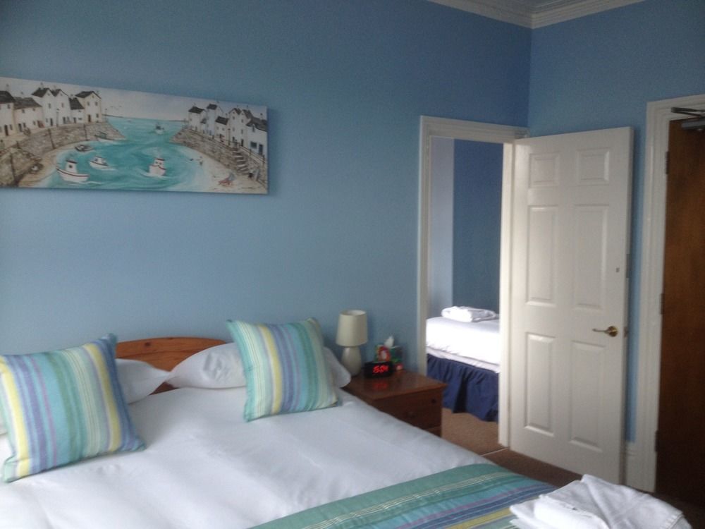 Guest house Bay
