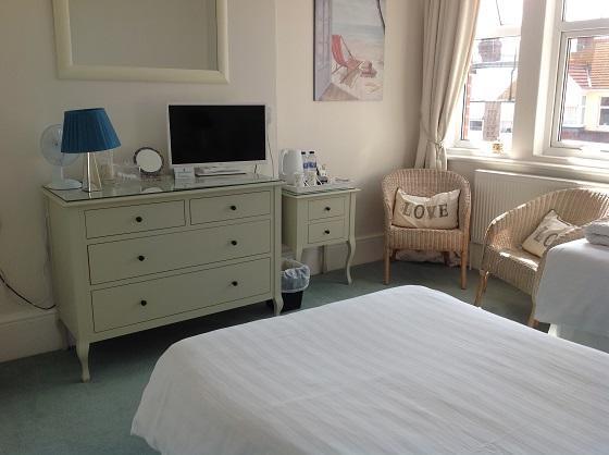Bed & Breakfast Bassets House Eastbourne