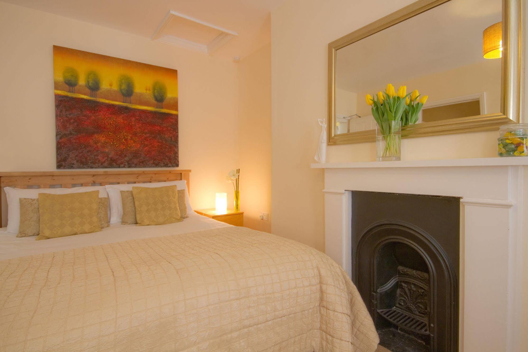 Guest house The East 4*