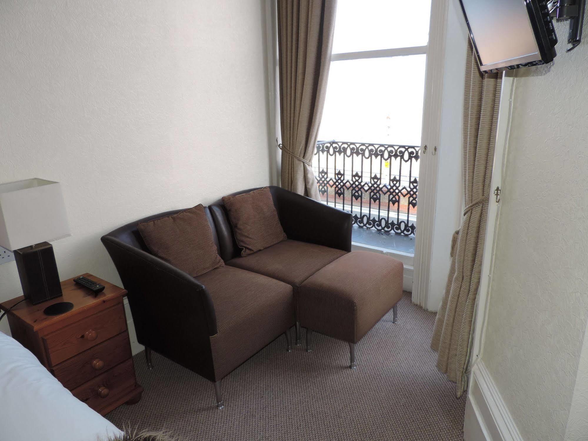 Front 3* Eastbourne