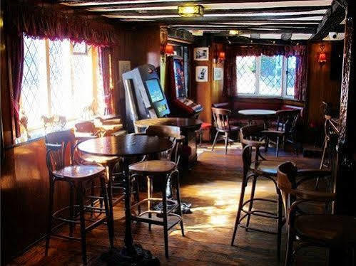 The Lamb 4* Eastbourne