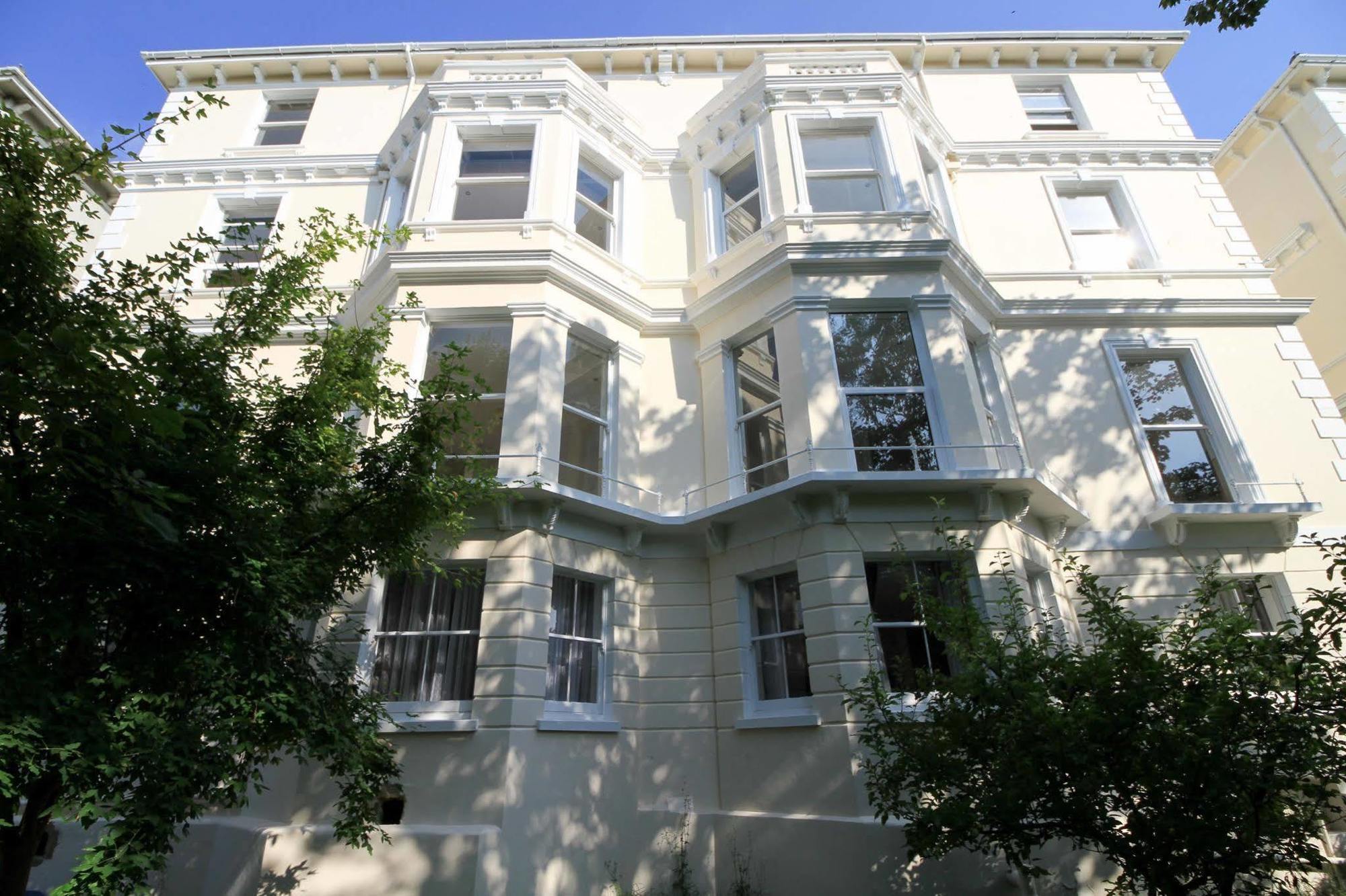 Aparthotel Congress