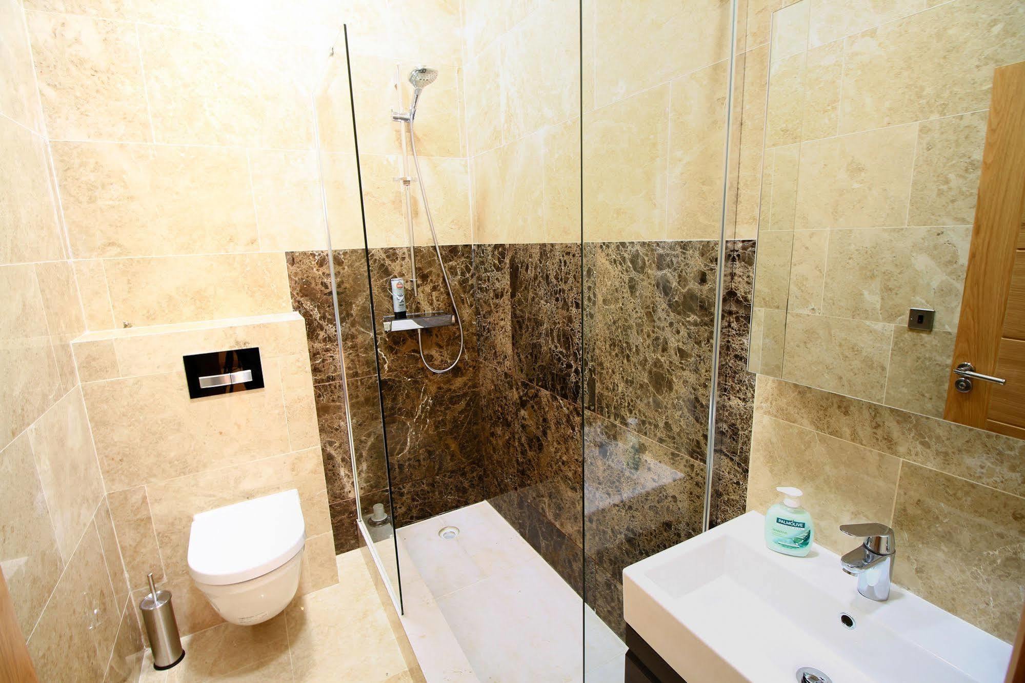 Congress Aparthotel 3*