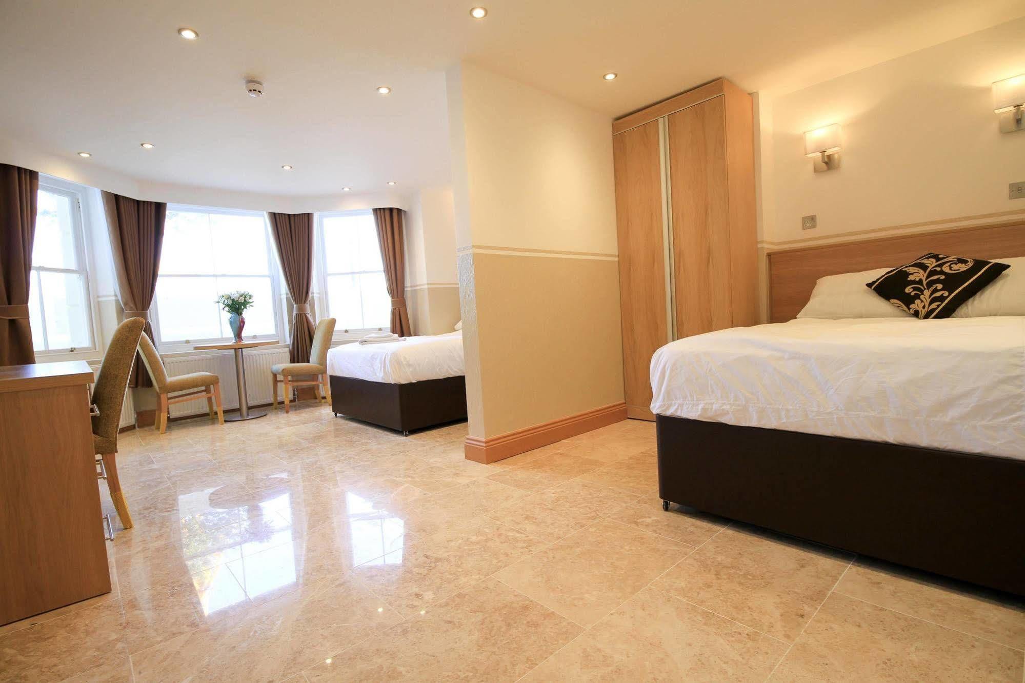Aparthotel Congress Eastbourne