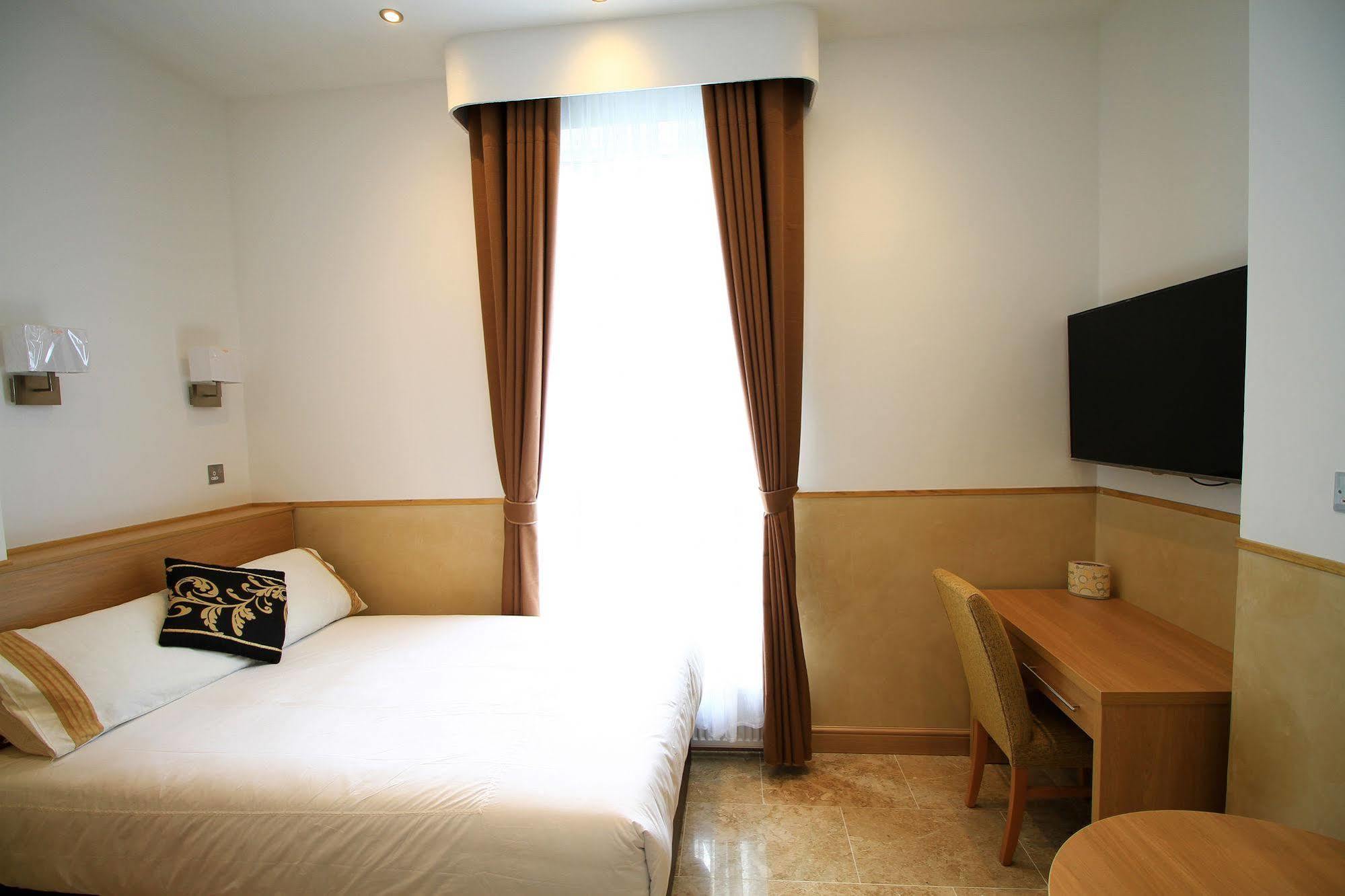 Congress Aparthotel