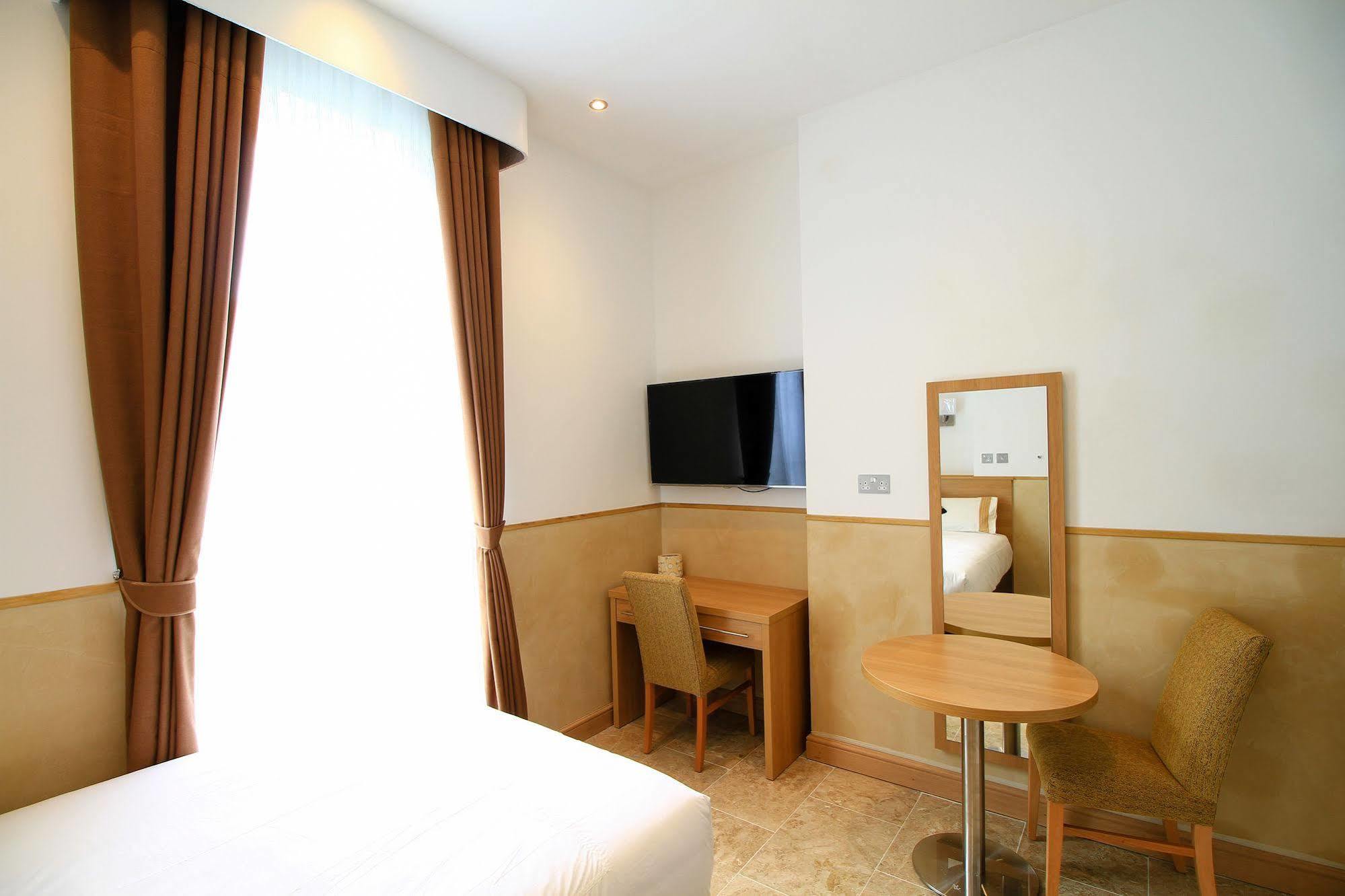 Congress Aparthotel