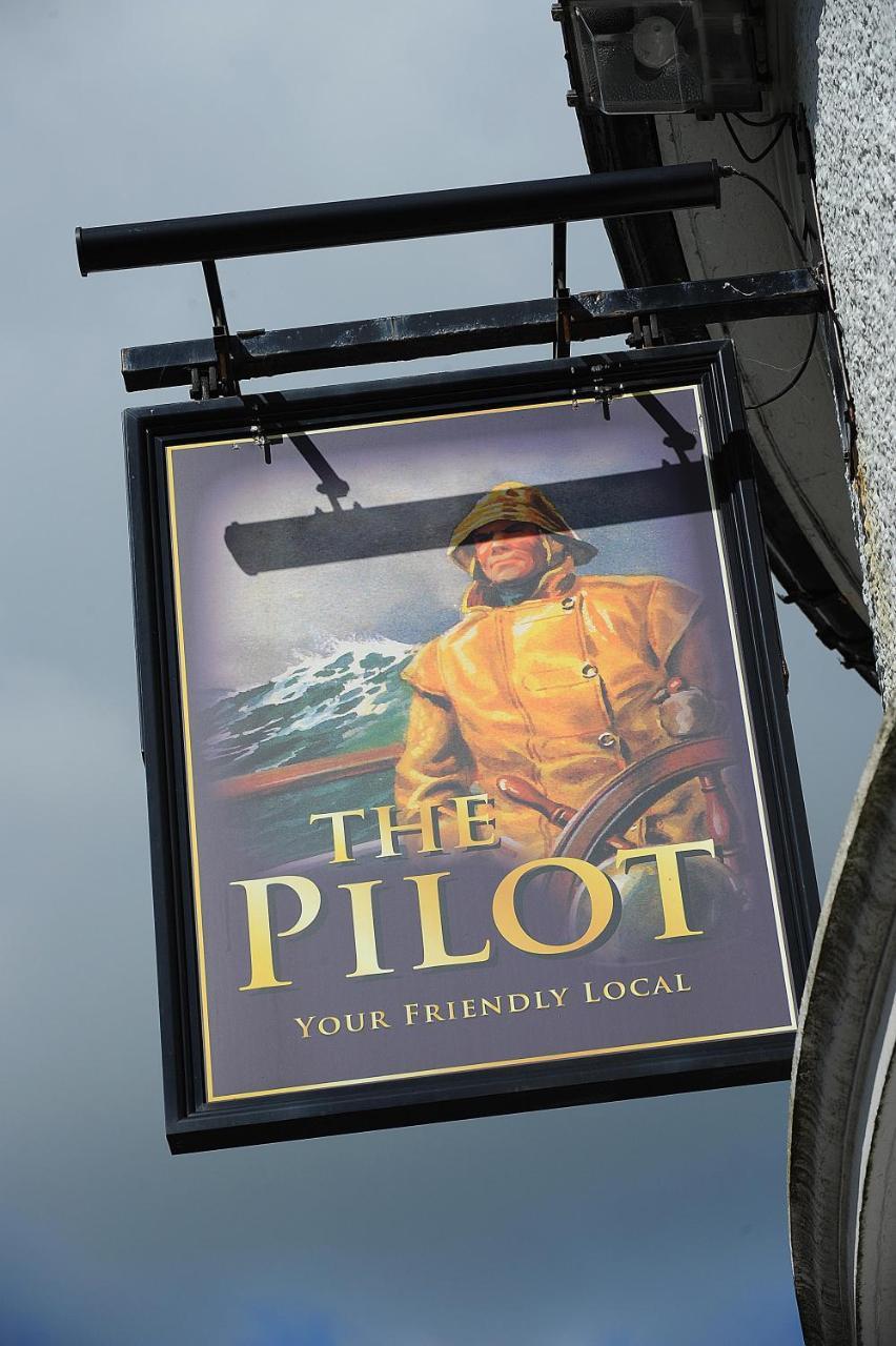 Inn The Pilot 2*