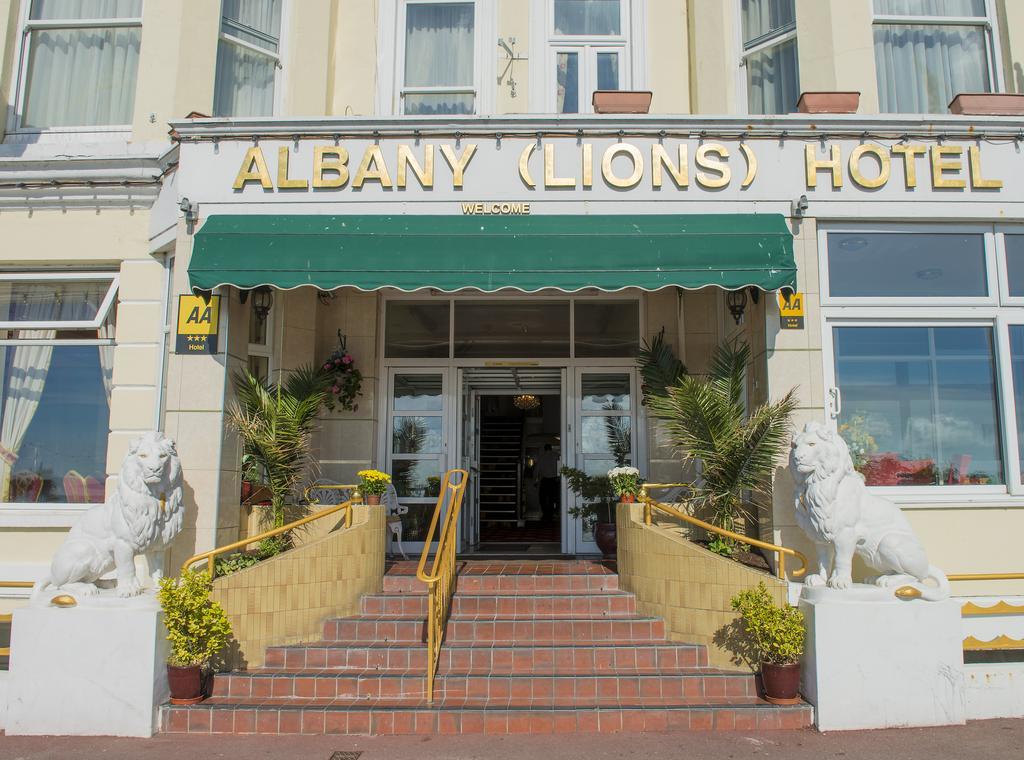 Hotel Albany Lions