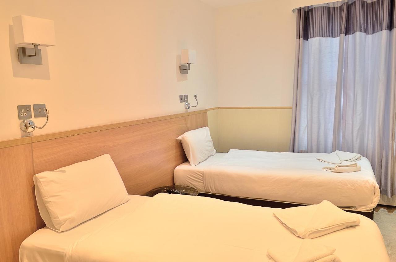 Congress Aparthotel 3*
