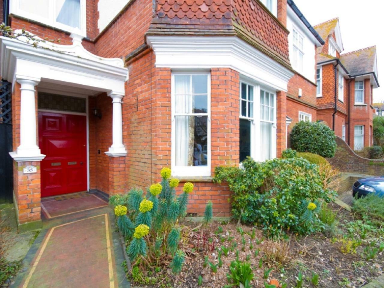 Arlington House Holiday home *