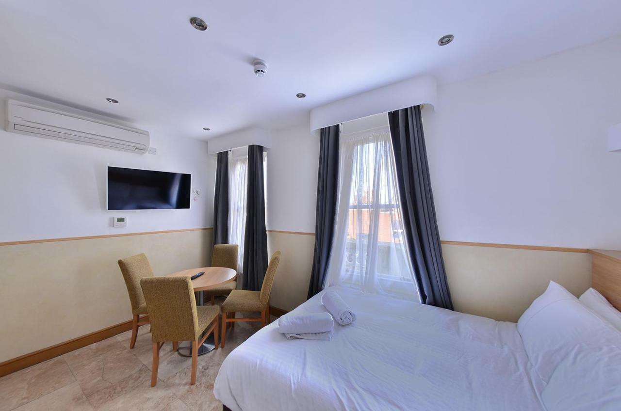 Duke Aparthotel 3*