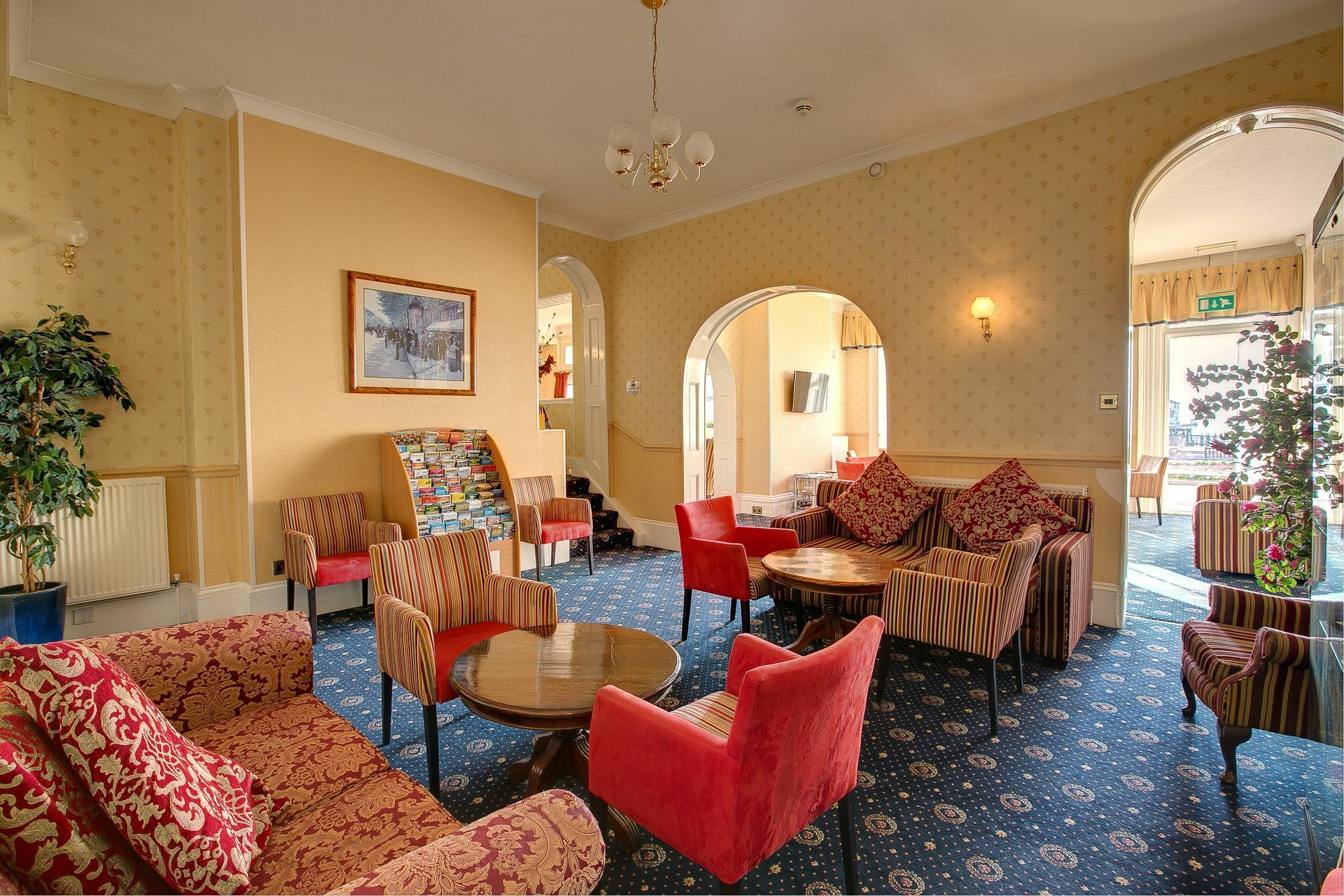 Claremont Lions 3* Eastbourne