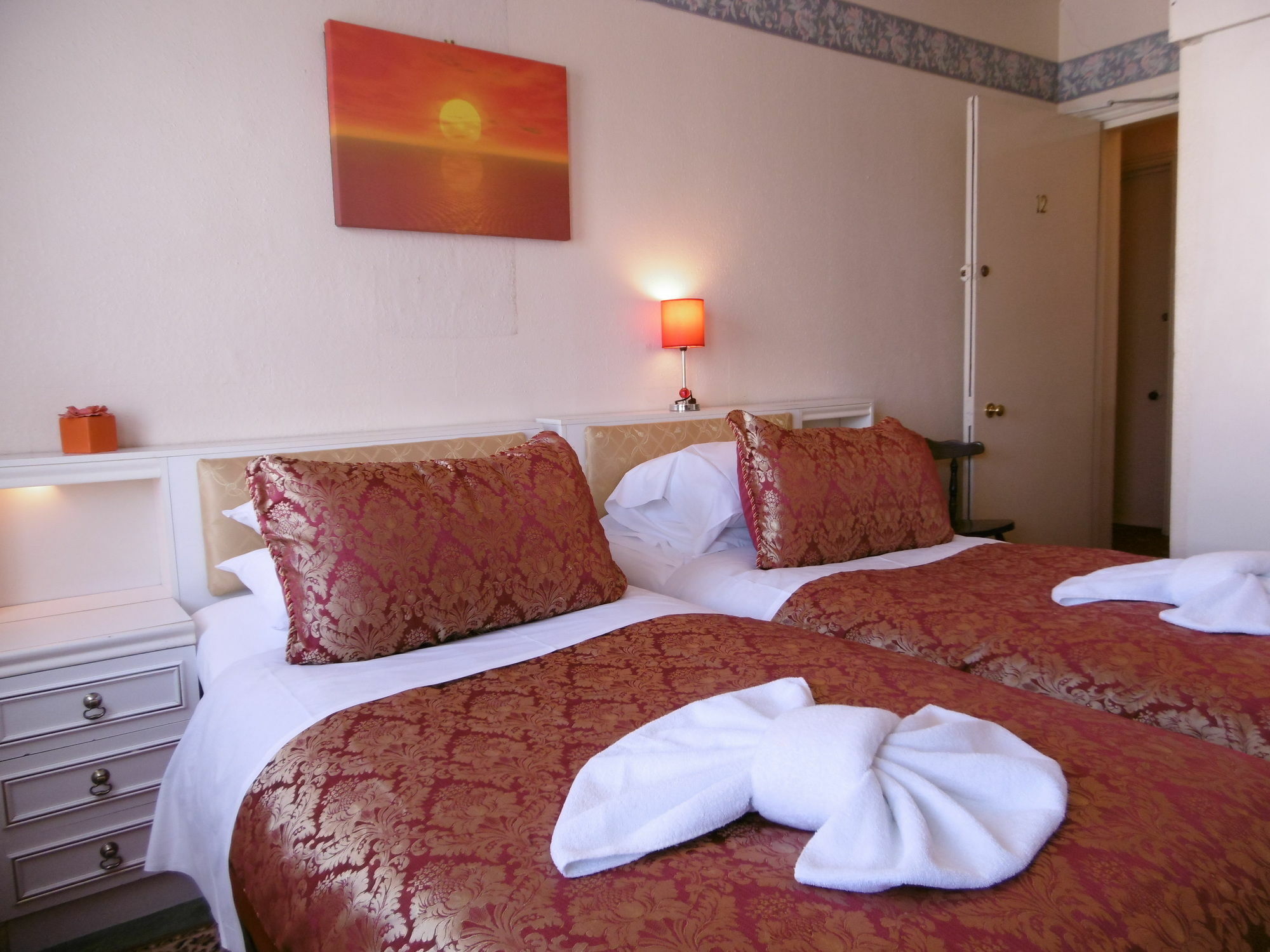 Guest house The Ellesmere Eastbourne