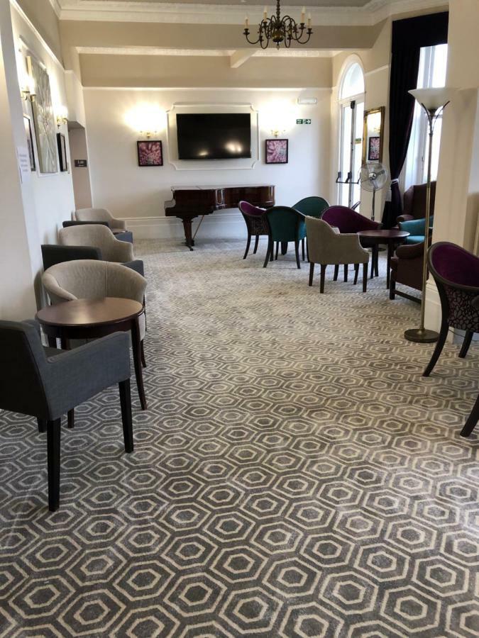 Oban Hotel 3*