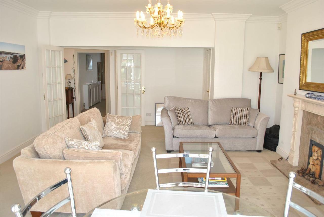 Spacious 3 Minutes To Beach Eastbourne
